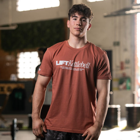 Cocowod ropa crosstraining Camiseta Hombre modelo Lift Kettlebell | T-Shirt